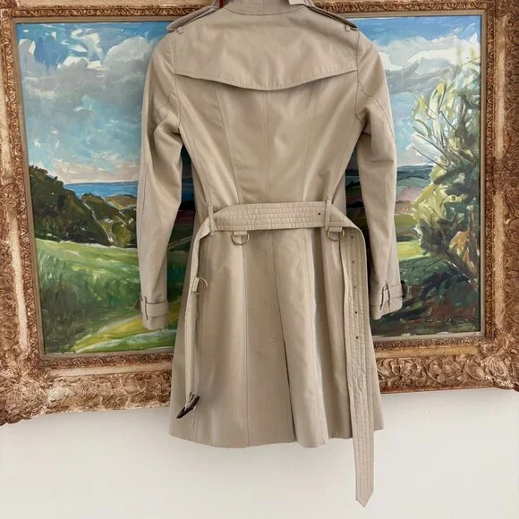 Burberry The Sandringham Heritage Trench Short Coat England Size US 0 XS - Picture 4 of 16